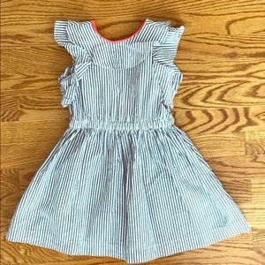 Girls’ 4 Crewcuts seersucker dress w/ pink accents